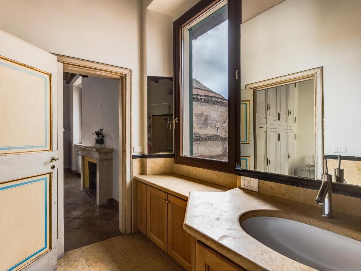 Pantheon Enchanting Luxury Apartment Roma Esterno foto