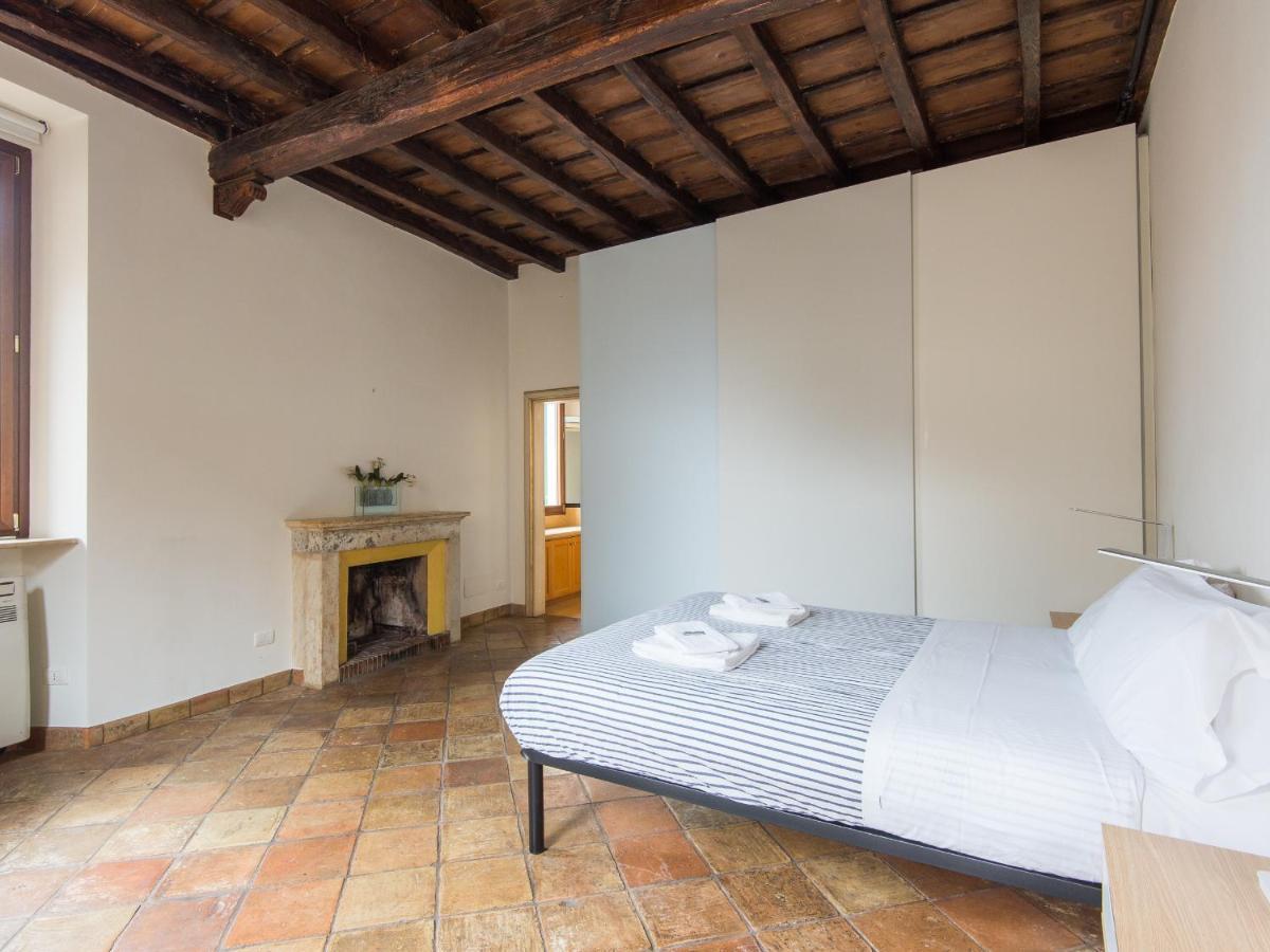 Pantheon Enchanting Luxury Apartment Roma Esterno foto
